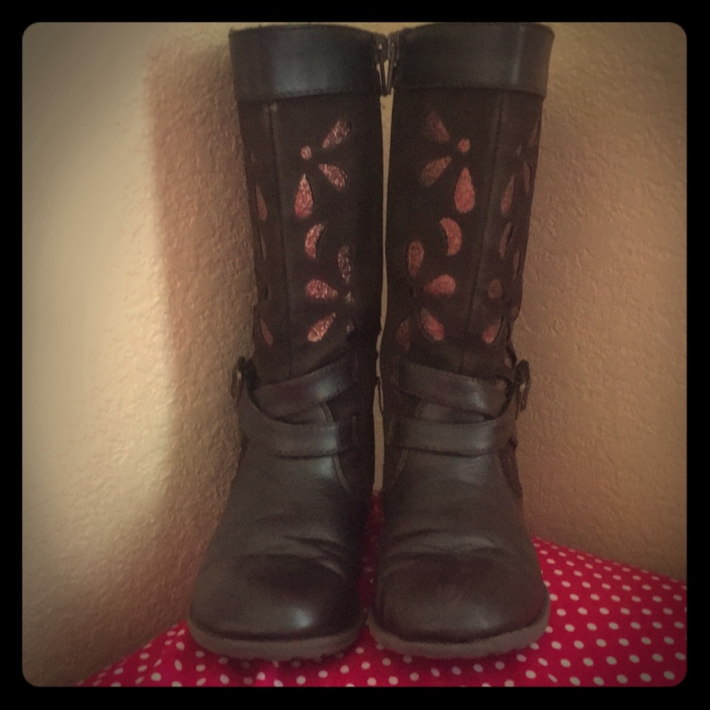 Cold weather boots